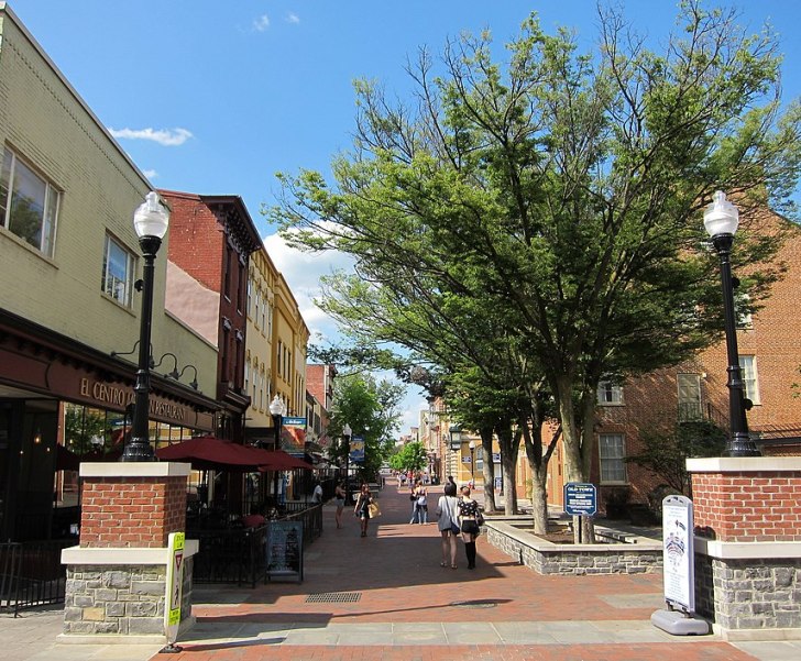 Image shows Loudon Street Mall, popular walking street in Winchester, Va.